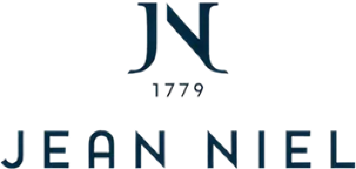 A historic French company with a state of the art facility in Bangkok, providing specialized aromatic support and flavor production.